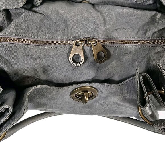 Baggallini‎ Valencia Shoulder Bag Nylon Gray Turnlock Studs Tote Travel - Picture 8 of 16